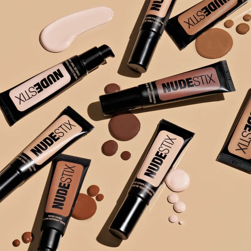 Nudestix Tinted Cover lehký make-up s rozjasňujícím účinkem pro přirozený vzhled odstín Nude 2.5 25 ml