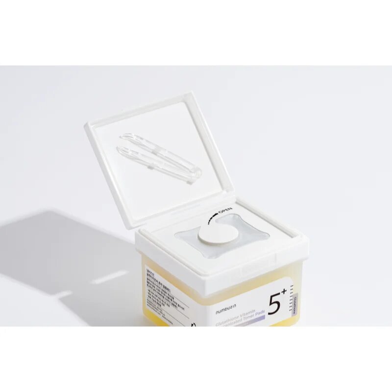 Numbuzin No. 5 Glutathione Vitamin Concentrated Toner Pad tonizační polštářky pro rozjasnění a hydrataci 70 ks
