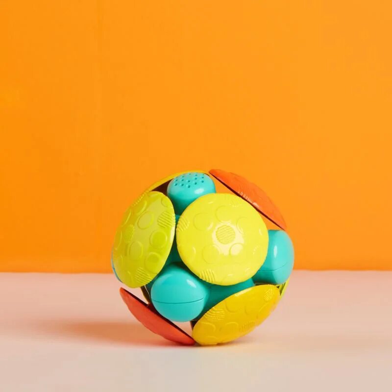 Oball Wobble Bobble hračka 3m+ 1 ks
