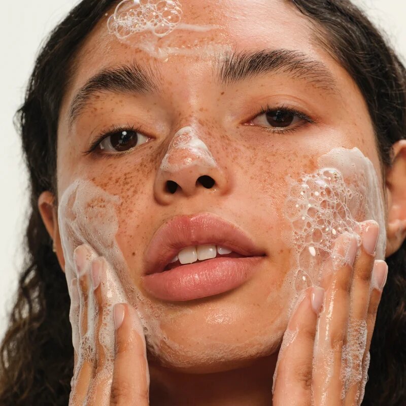 OLEHENRIKSEN Balance+ Daily D-Clog Pore-Clearing Cleanser čisticí gel s kyselinou salicylovou 60 ml