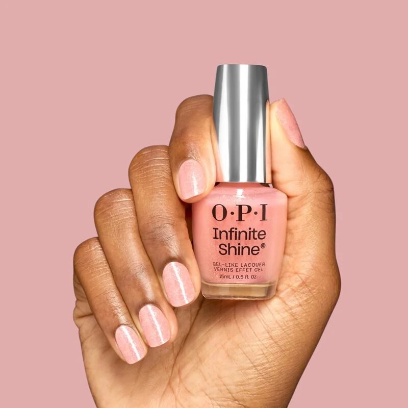 OPI ’m Dreaming Infinity Shine lak na nehty odstín Suzi's Pedicure Throne 15 ml