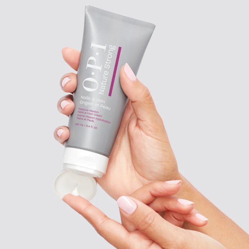 OPI Nature Strong Nails&Skin dárková sada na nehty a nehtovou kůžičku