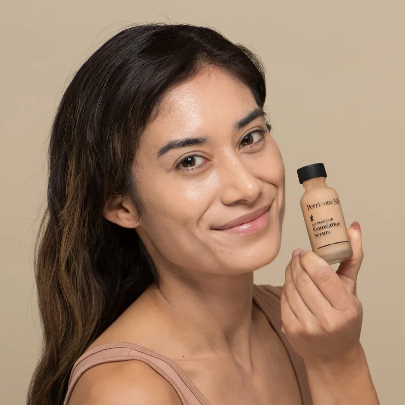 Perricone MD No Makeup Foundation Serum lehký make-up pro přirozený vzhled odstín Nude 30 ml