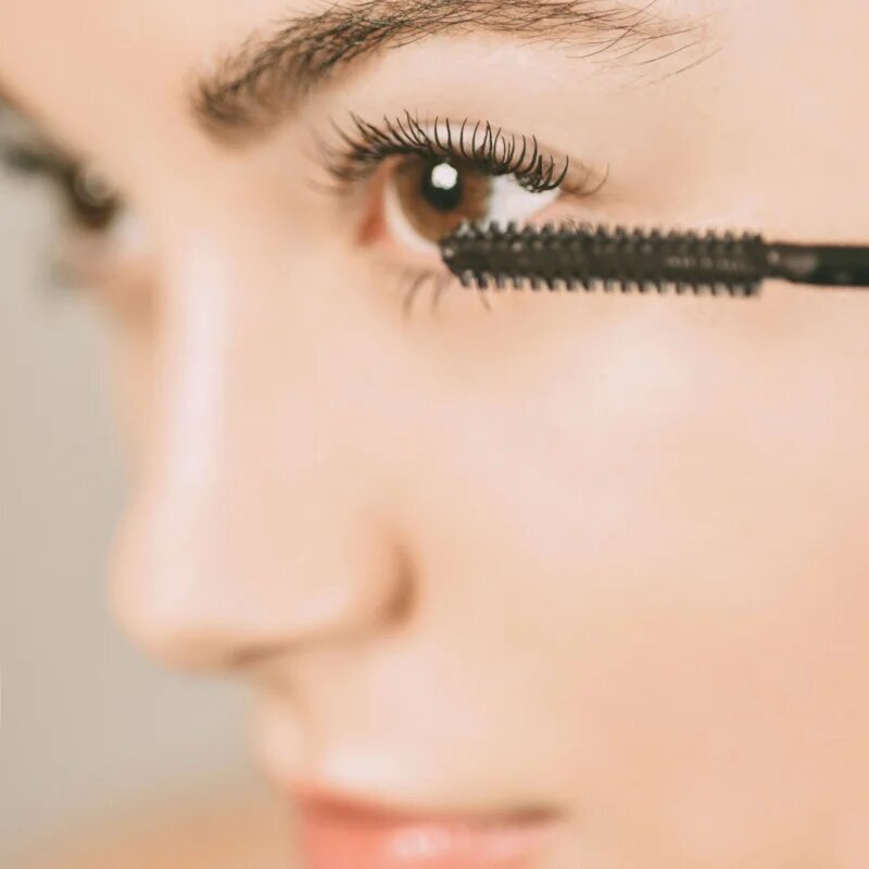Perricone MD No Makeup Mascara řasenka pro prodloužení a zvětšení objemu řas odstín Soft Black 8 g