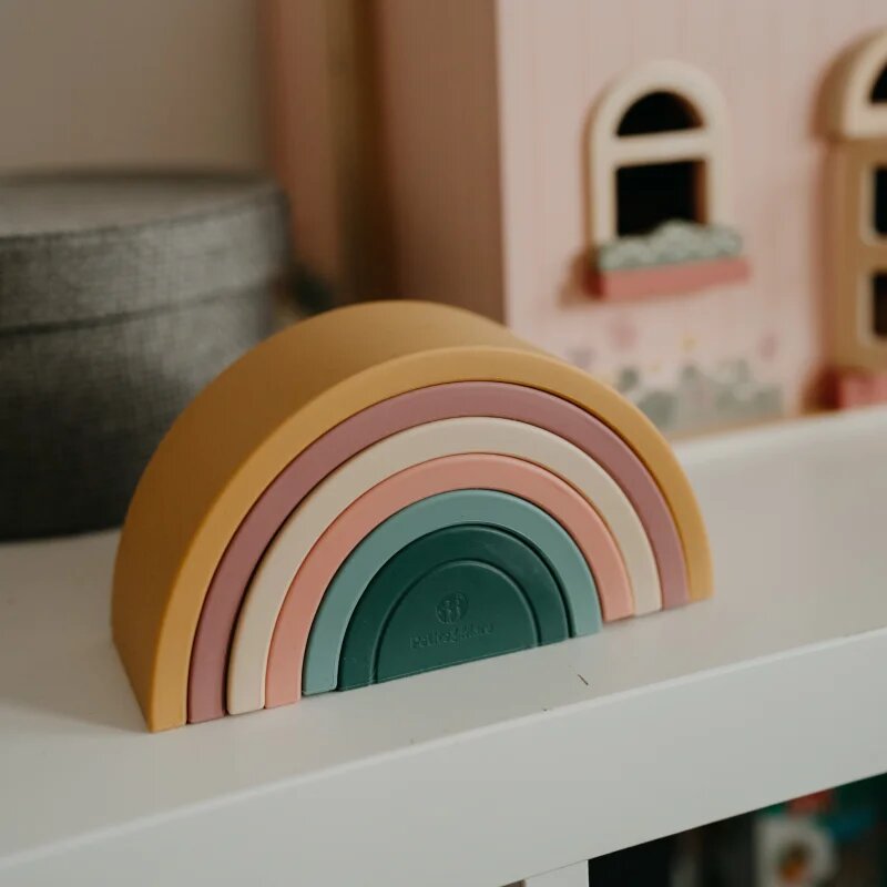 Petite&Mars Rainbow 12m+ aktivity hračka Intense Ochre 1 ks