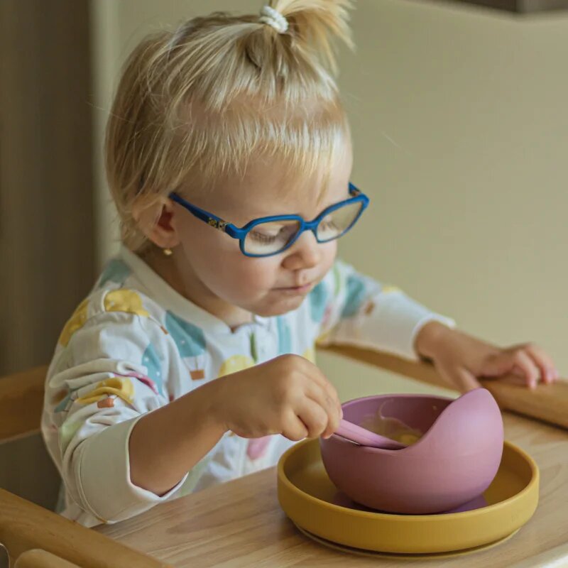 Petite&Mars Take&Match Silicone Bowl miska s přísavkou Dusty Rose 6 m+ 360 ml