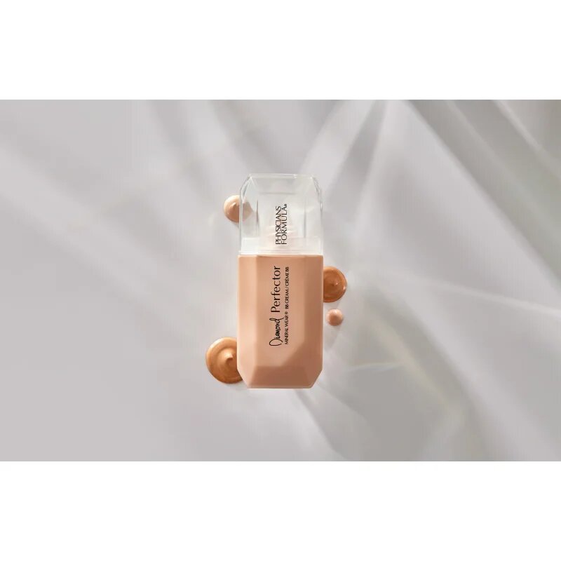 Physicians Formula Mineral Wear® Diamond Perfector BB krém odstín Light-to-Medium 37 ml