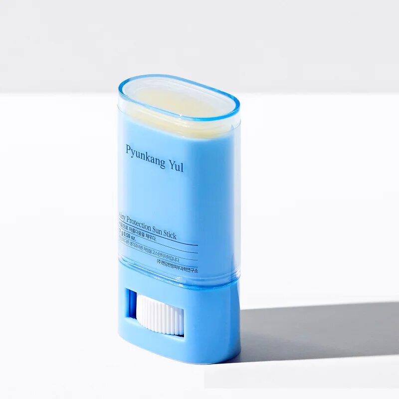 Pyunkang Yul Airy Protection Sun Stick opalovací krém v tyčince s hydratačním účinkem SPF 50+ 17 g