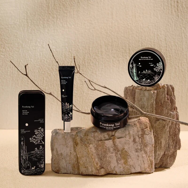 Pyunkang Yul Black Tea Time Reverse Eye Cream multikorekční oční krém pro rozjasnění a vyhlazení pleti 25 ml