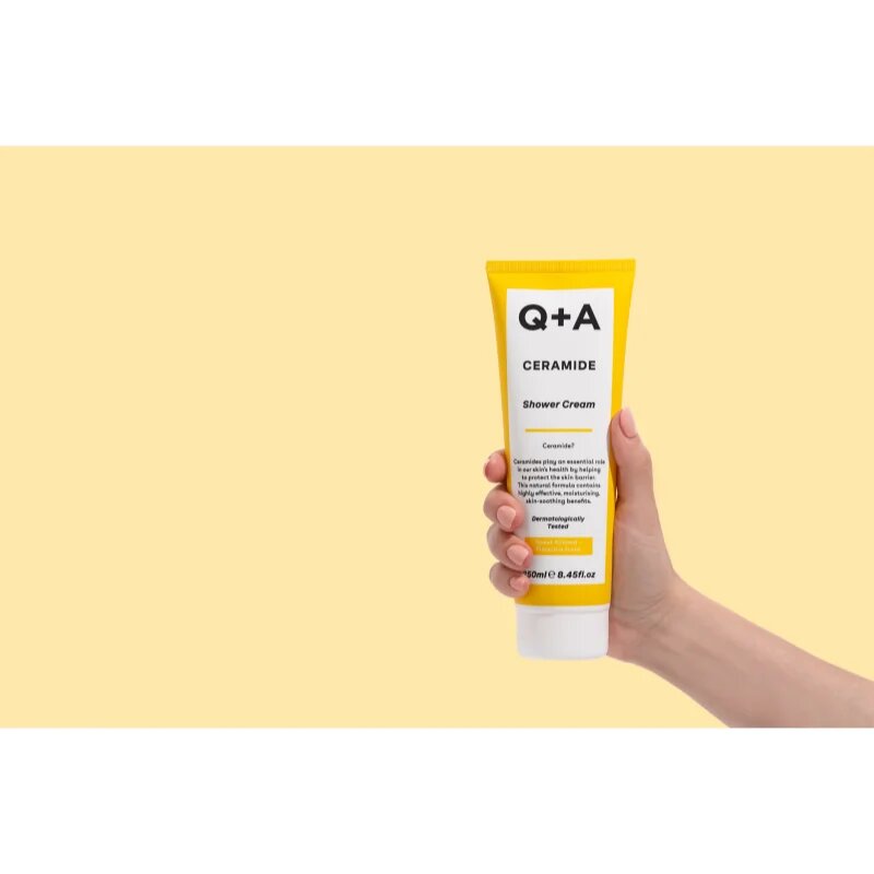 Q+A Ceramide sprchový krém pro posílení kožní bariéry vůně Sweet Almond + Pistachio 250 ml