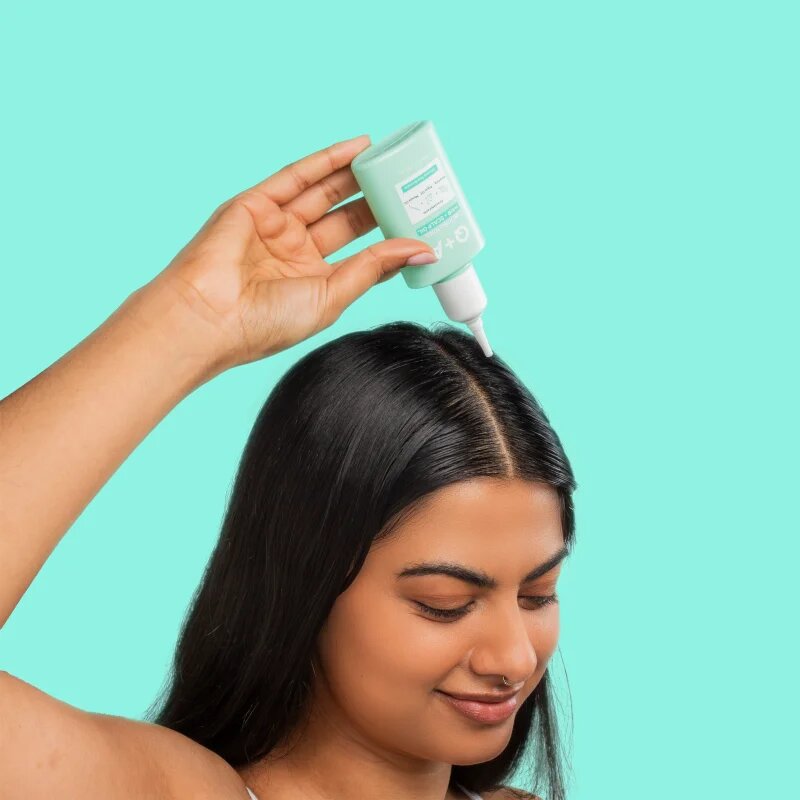 Q+A Nourishing Hair + Scalp Oil vyživující olej na vlasy a vlasovou pokožku 50 ml