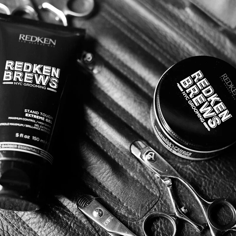 Redken Brews vlasová pomáda pro přirozený vzhled s jílem 100 ml