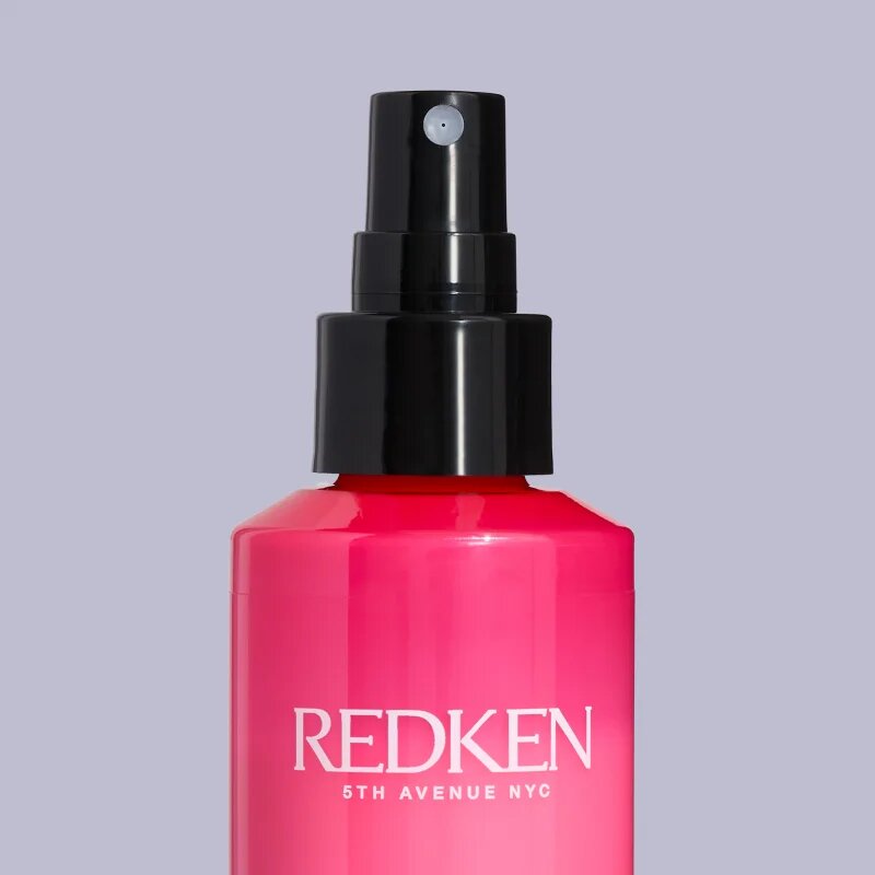 Redken Thermal Spray stylingový ochranný sprej na vlasy pro tepelnou úpravu vlasů 250 ml
