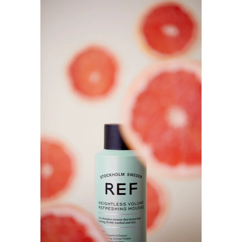 REF Weightless Volume reshing Mousse pěnový suchý šampon pro objem 200 ml
