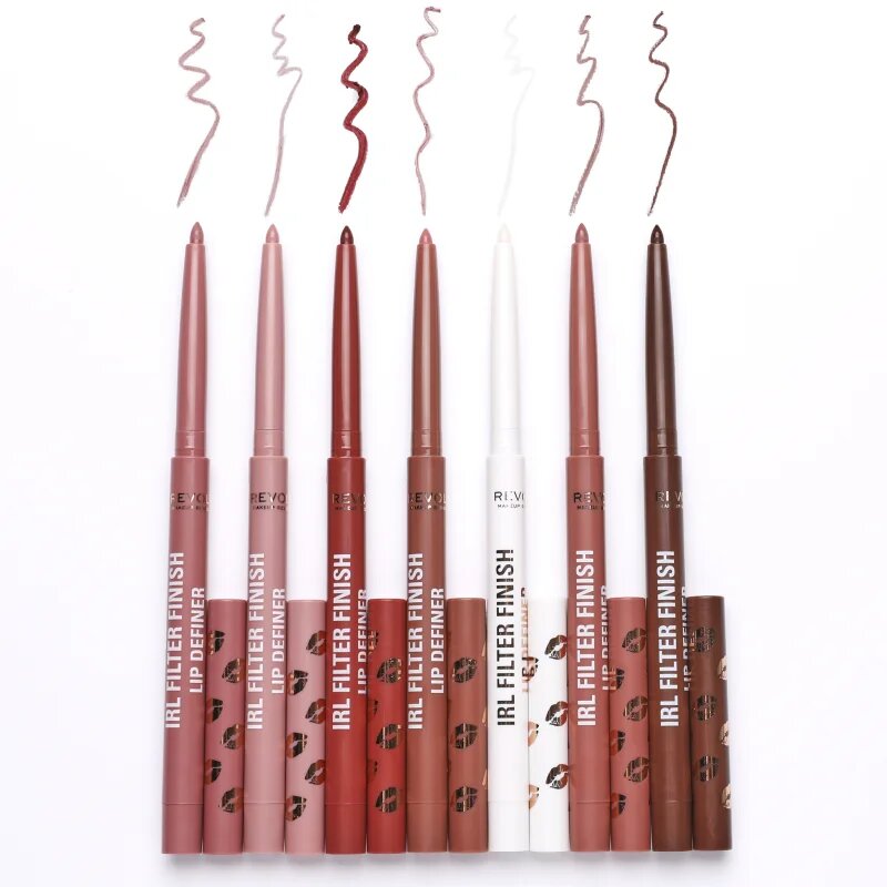 Revolution IRL Filter krémová tužka na rty s matným efektem odstín Chai Nude 0.18 g