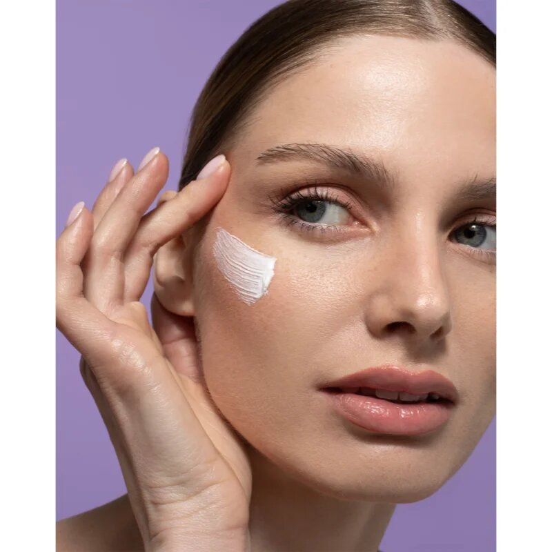 Revuele Retinol Night Cream hydratační noční krém proti vráskám 40 ml
