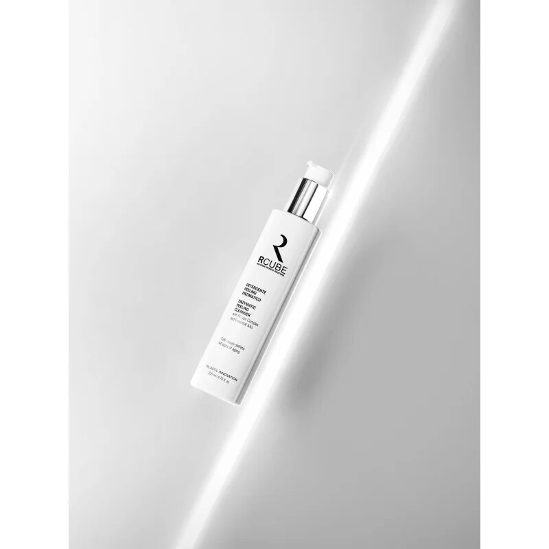 Rilastil RCube enzymatický peeling pro rozjasnění a vyhlazení pleti 200 ml