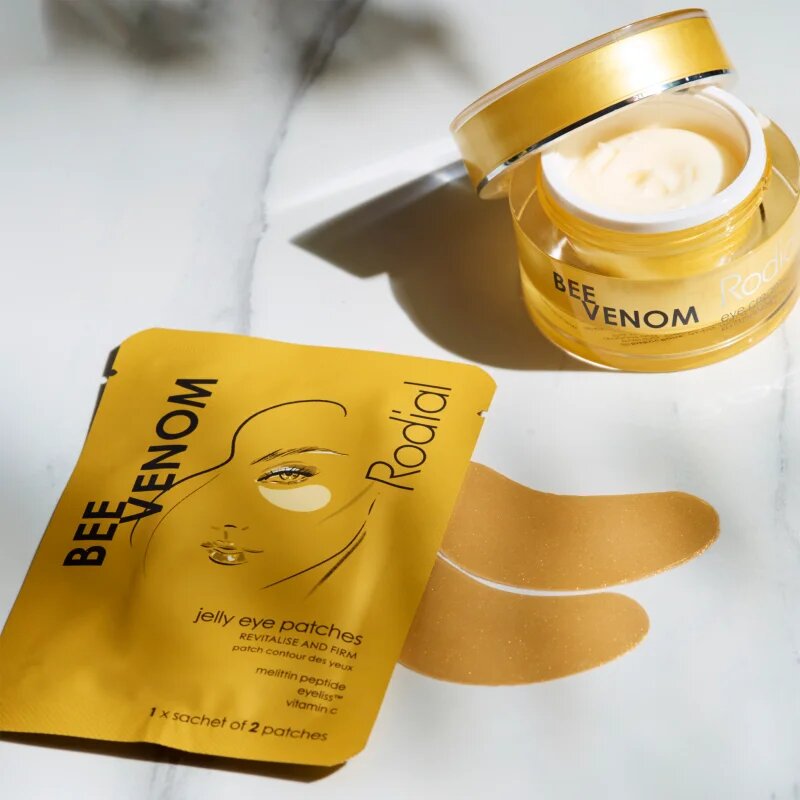Rodial Bee Venom Jelly Eye Patches zpevňující gelové polštářky pod oči se zklidňujícím účinkem 2 ks