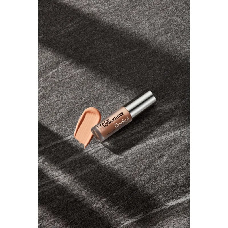 Rodial Peach Lowlighter krémový rozjasňovač 55 ml