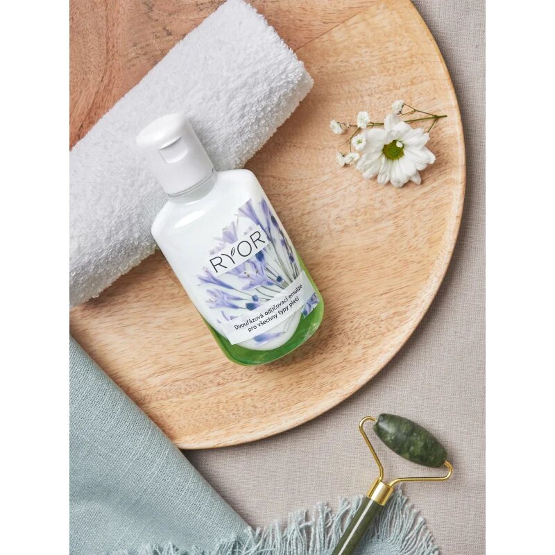 RYOR Čištění a Odličování dvoufázová odličovací emulze pro všechny typy pleti 150 ml