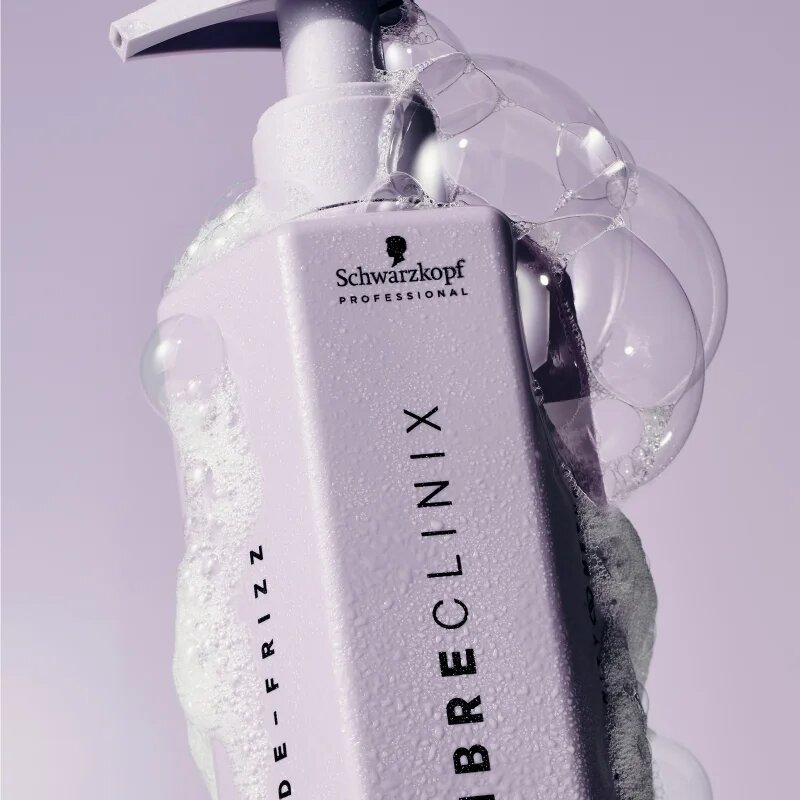 Schwarzkopf Professional Fibre Clinix De-Frizz Shampoo vyhlazující šampon pro nepoddajné a krepatějící se vlasy 300 ml