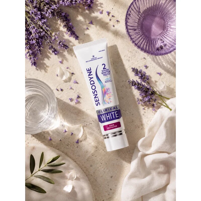 Sensodyne Clinical White Stain Protector bělicí zubní pasta 2x75 ml