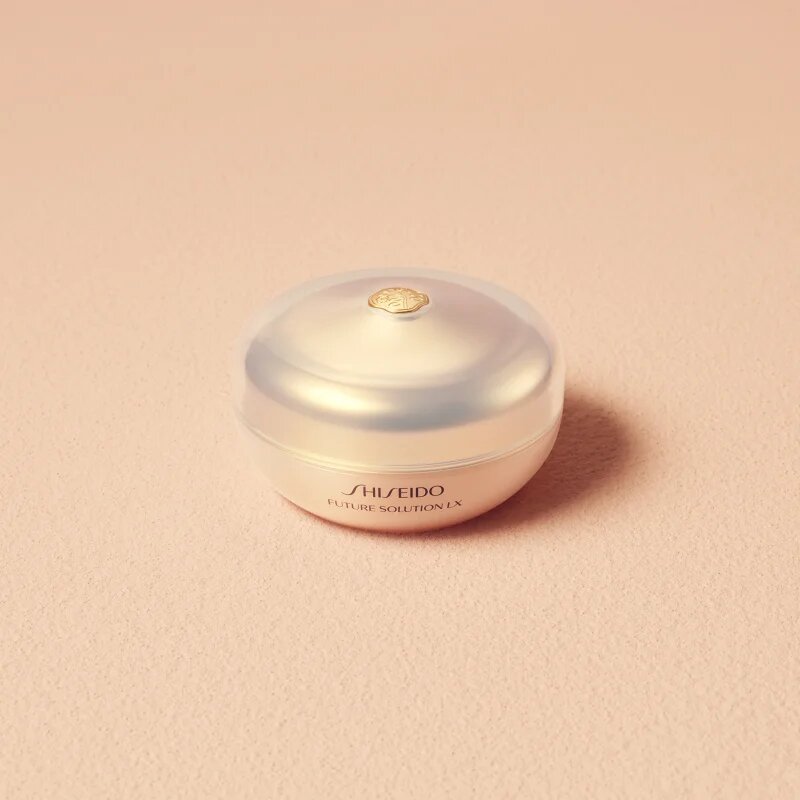 Shiseido Future Solution LX rozjasňující sypký pudr 13 g