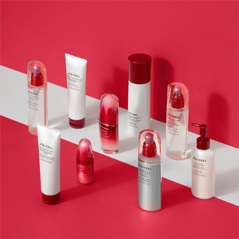 Shiseido Generic Skincare Complete Cleansing Micro Foam čisticí a odličovací pěna s hydratačním účinkem 180 ml
