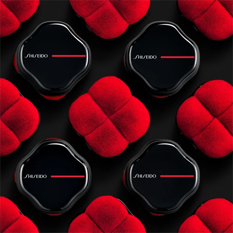 Shiseido HANATSUBAKI HAKE Polishing Face Brush štětec na aplikaci tekutých a pudrových produktů 1 ks