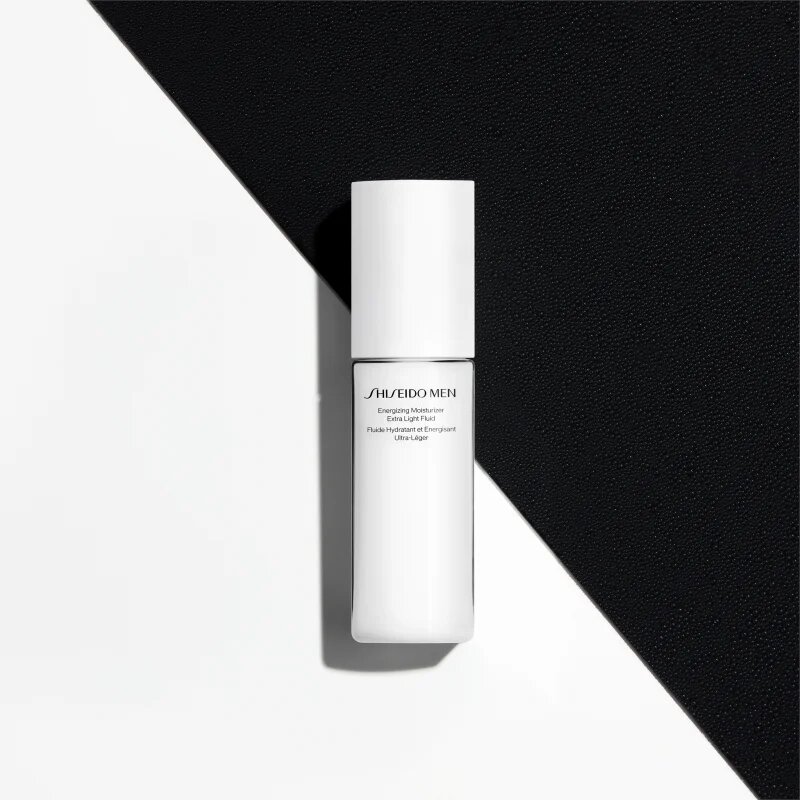 Shiseido Men Energizing Moisturizing Extra Light Fluid fluid s regeneračním účinkem pro muže 100 ml