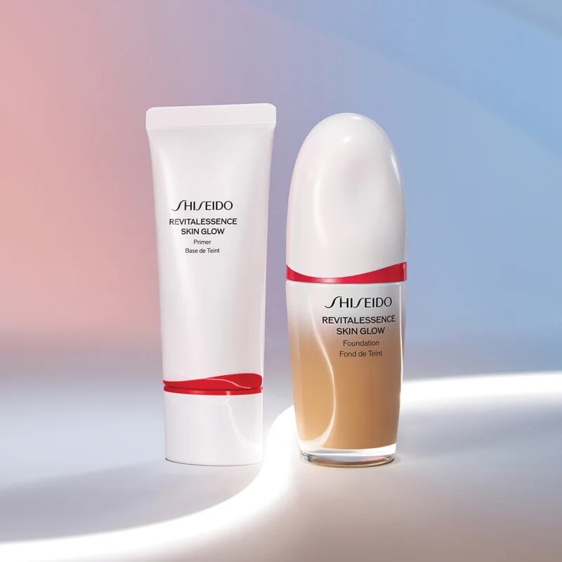 Shiseido Revitalessence Skin Glow Primer rozjasňující podkladová báze SPF 25 30 ml