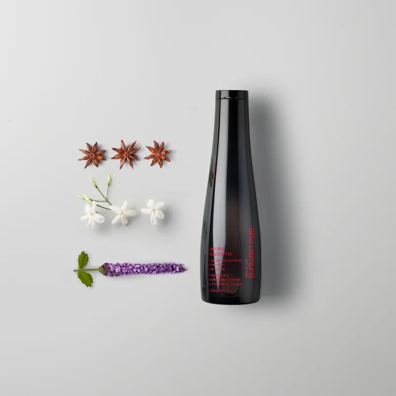 Shu Uemura Ashita Supreme posilující a revitalizující šampon 300 ml