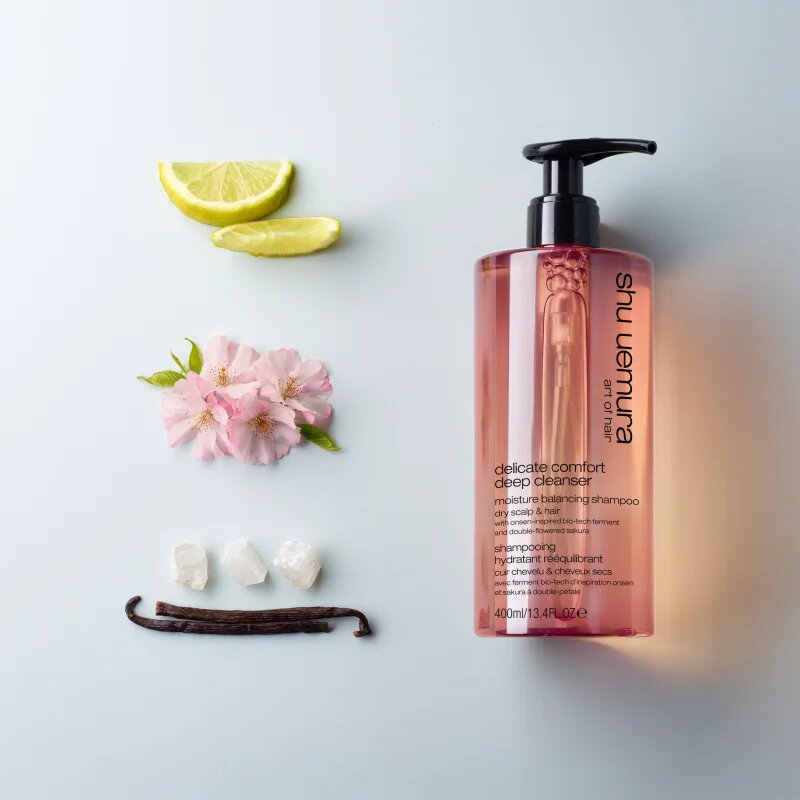Shu Uemura Deep Cleanser Delicate Comfort hydratační šampon pro suché vlasy 400 ml