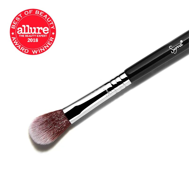 Sigma Beauty Face F03 High Cheekbone Highlighter™ Brush štětec na rozjasňovač 1 ks