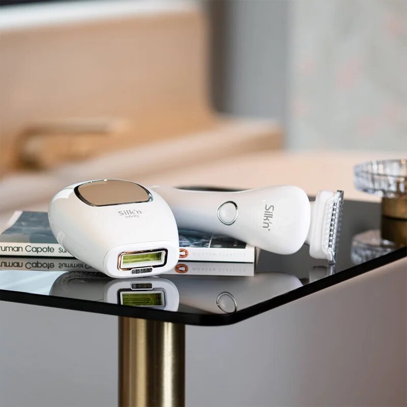 Silk'n Infinity Premium Smooth IPL epilátor na tělo tvář oblast bikin a podpaží 500.000 pulses 1 ks