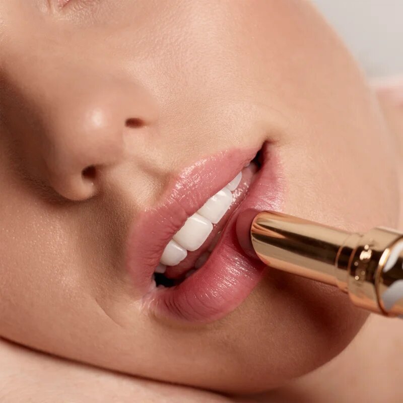 Sisley Phyto-Lip Balm intenzivní hydratační balzám na rty s vitamínem E odstín 3 Crush 3 g