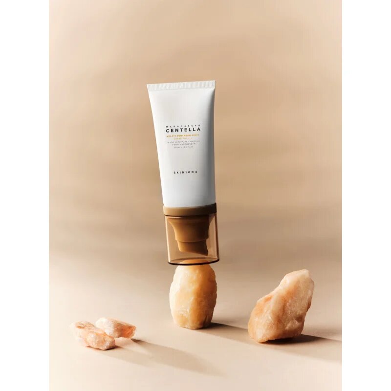 SKIN1004 Madagascar Centella Air-Fit Suncream Light minerální ochranný fluid na obličej SPF 30 50 ml