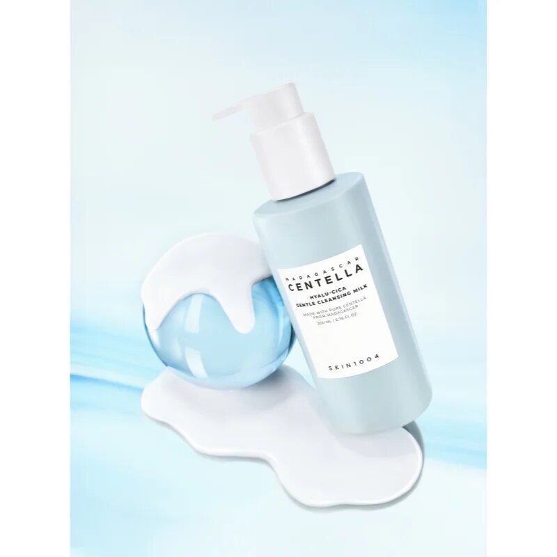SKIN1004 Madagascar Centella Hyalu-Cica Gentle Cleansing Milk hydratační čisticí mléko pro výživu pleti a udržení její přirozené hydratace 200 ml