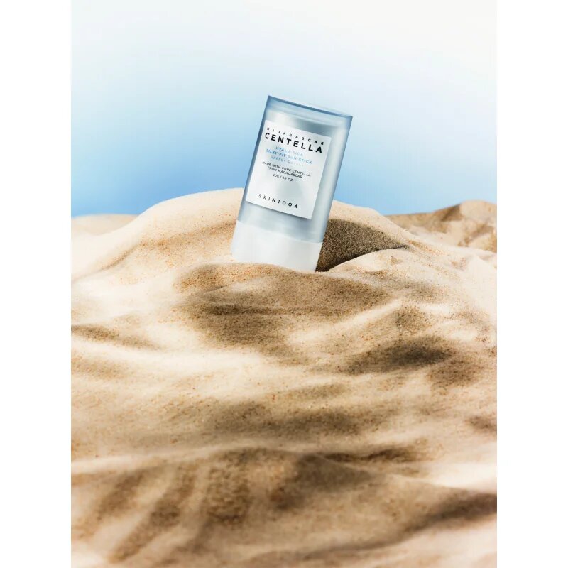 SKIN1004 Madagascar Centella Hyalu-Cica Silky-Fit Sun Stick ochranná hydratační tyčinka SPF 50+ 20 g