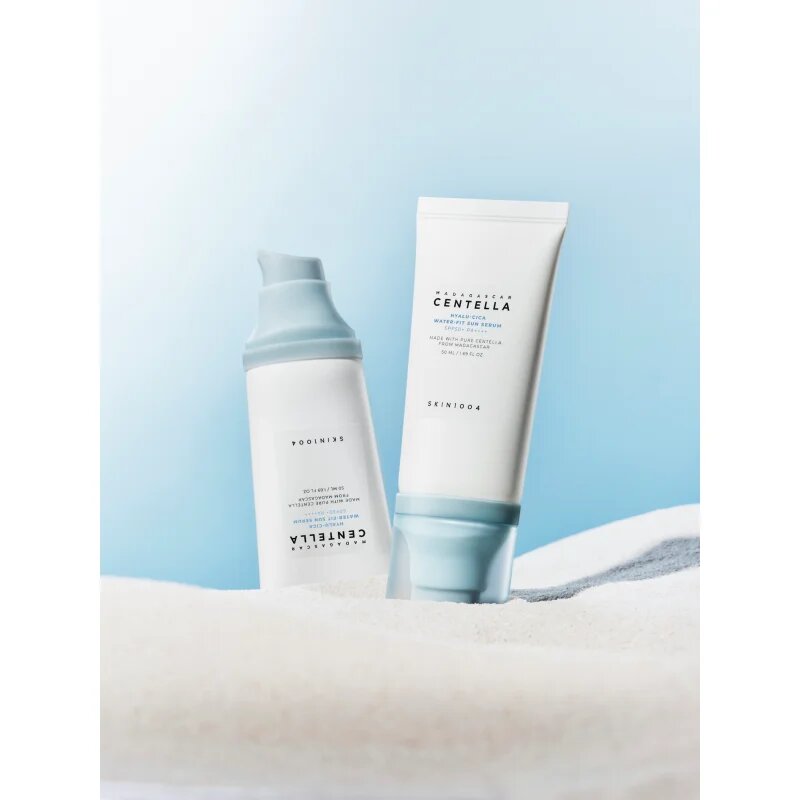 SKIN1004 Madagascar Centella Hyalu-Cica Water-Fit Sun Serum ochranné sérum s hydratačním účinkem SPF 50+ 50 ml