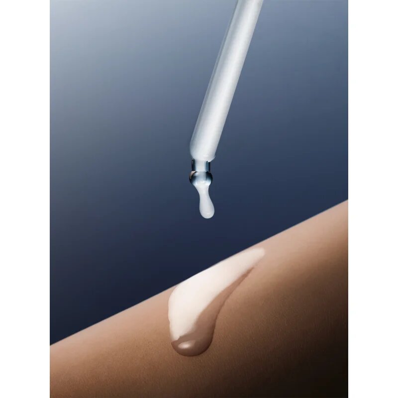 SKIN1004 Madagascar Centella Hyalu-Teca Plumping Ampoule intenzivní hydratační sérum proti stárnutí a na zpevnění pleti 50 ml