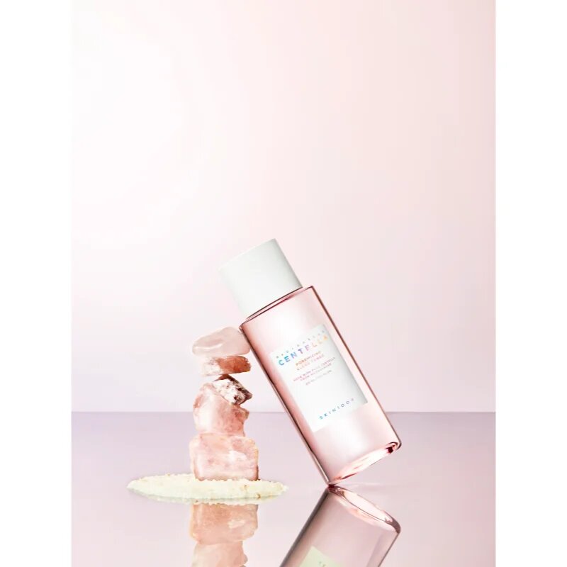 SKIN1004 Madagascar Centella Poremizing Clear Toner jemné exfoliační tonikum pro vyhlazení pleti a minimalizaci pórů 210 ml