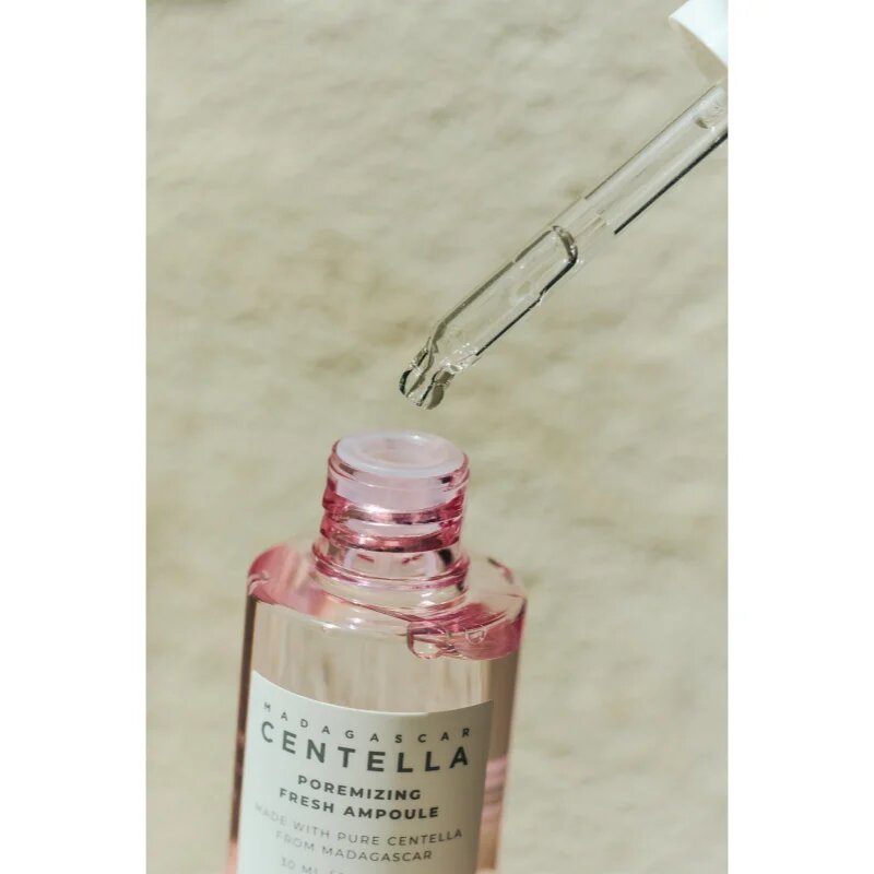 SKIN1004 Madagascar Centella Poremizing Fresh Ampoule detoxikační pleťové sérum pro vyhlazení pleti a minimalizaci pórů 30 ml