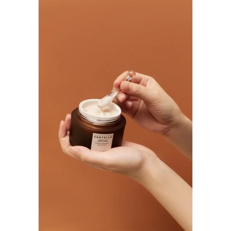 SKIN1004 Madagascar Centella Probio-Cica Enrich Cream intenzivně hydratační krém pro zklidnění pleti 50 ml