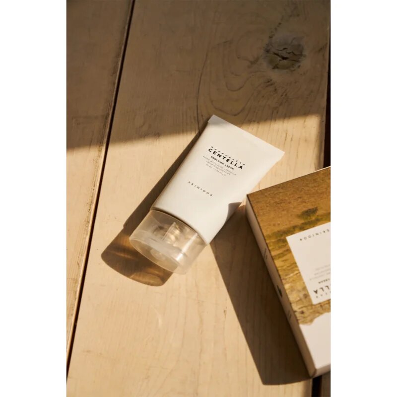 SKIN1004 Madagascar Centella Soothing Cream bohatý výživný a zklidňující krém pro regeneraci a obnovu pleti 75 ml