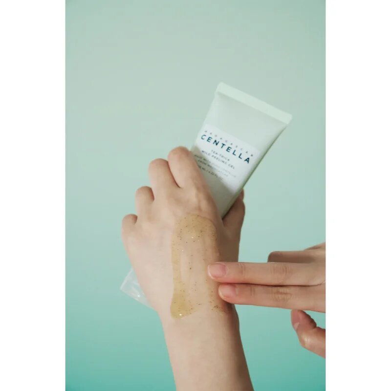 SKIN1004 Madagascar Centella Tea-Trica Mild Peeling Gel peelingový gel se zklidňujícím účinkem 125 ml