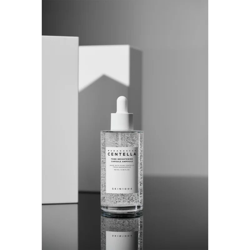 SKIN1004 Madagascar Centella Tone Brightening Capsule Ampoule hydratační sérum pro rozjasnění a vyhlazení pleti 100 ml