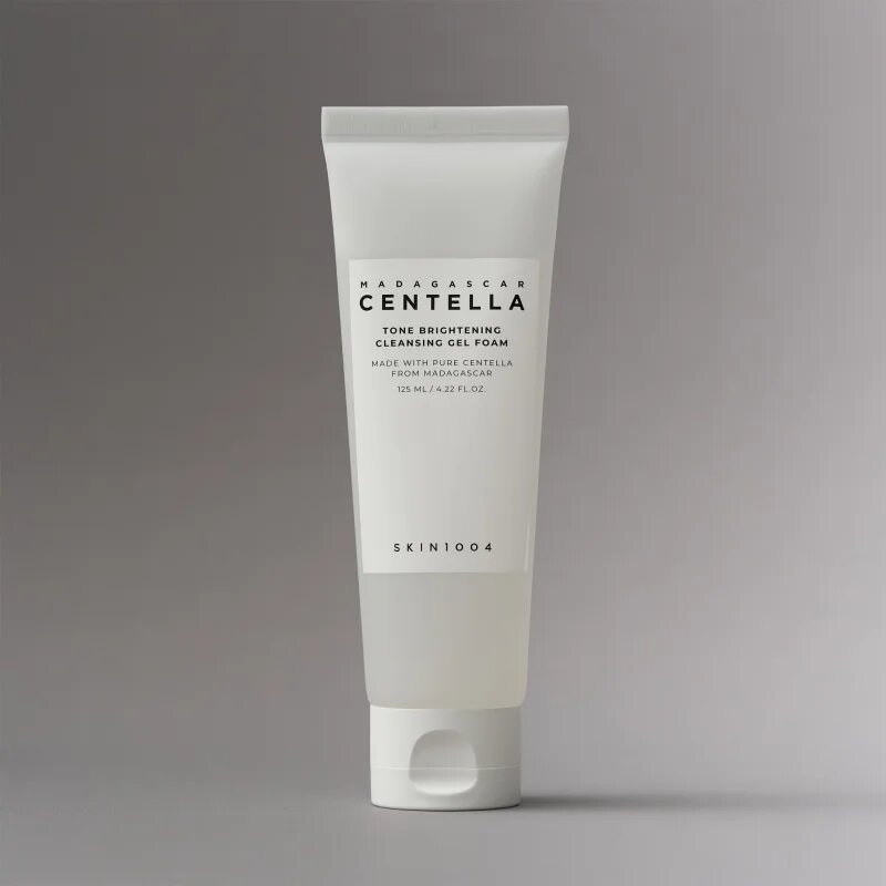 SKIN1004 Madagascar Centella Tone Brightening Cleansing Gel Foam pěnivý čisticí gel pro rozjasnění a hydrataci 125 ml