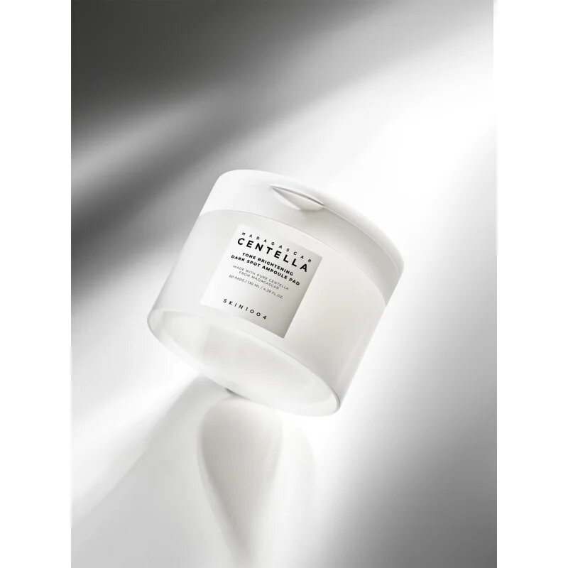 SKIN1004 Madagascar Centella Tone Brightening Dark Spot Ampoule Pad tonizační polštářky proti tmavým skvrnám 60 ks