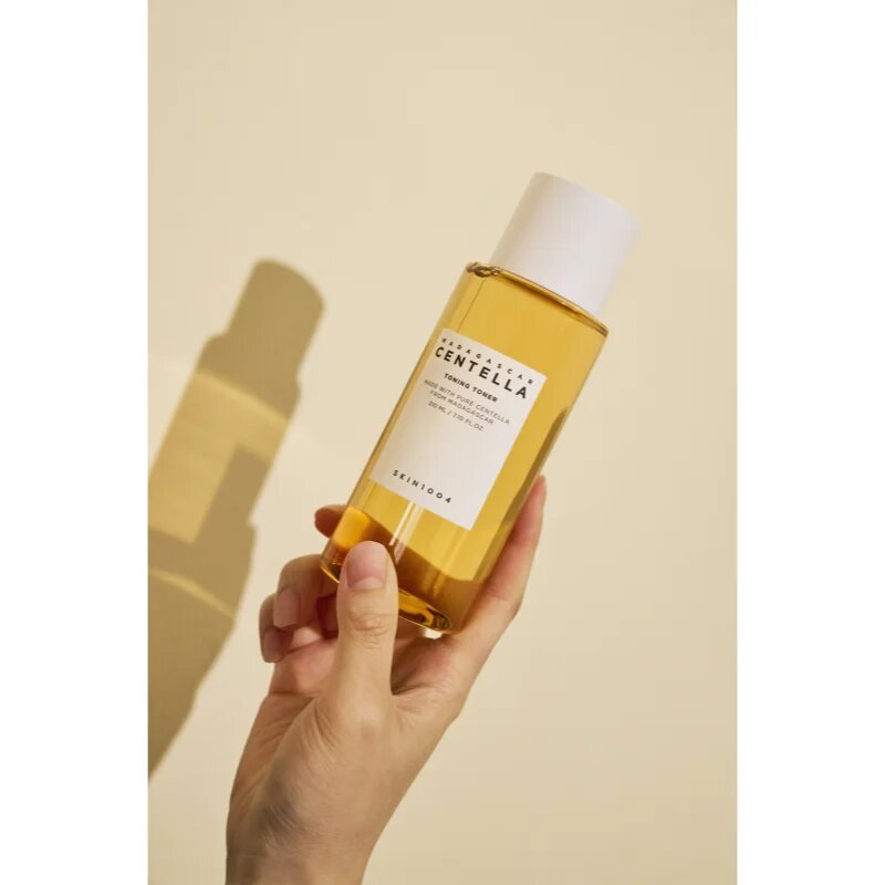 SKIN1004 Madagascar Centella Toning Toner jemné exfoliační tonikum pro citlivou pleť 210 ml